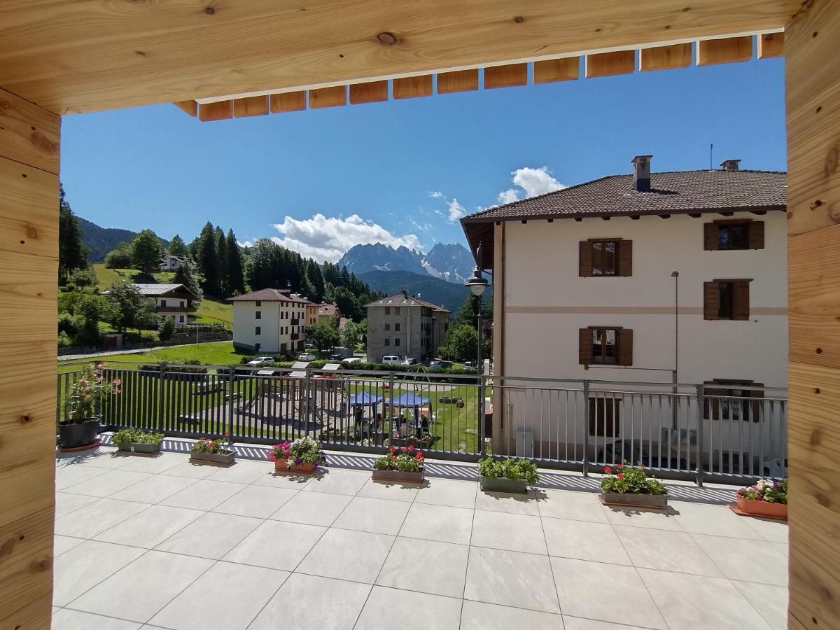 Hotel Da Marco Vigo di Cadore Exterior photo